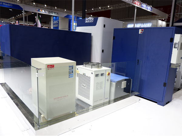 S&A рециркулируя охладитель CWFL-1500 воды для охлаждать автомат для резки лазера волокна 1500W