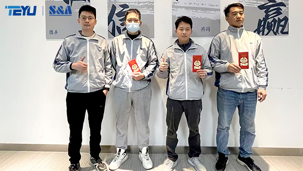 Точность, лежащая в основе каждого чиллера TEYU: мастерство, обучение и приверженность качеству