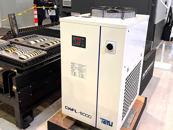 Промышленный чиллер для волоконного лазера: как выбрать оптимальное решение для охлаждения