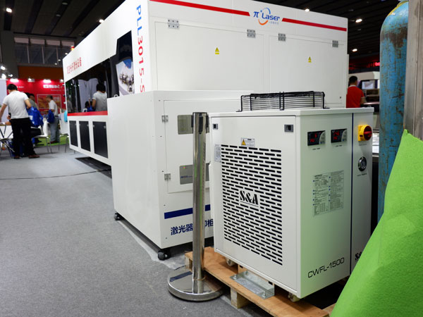 Охладитель CWFL-1500 воды S&A для охлаждать лазер волокна 1500W